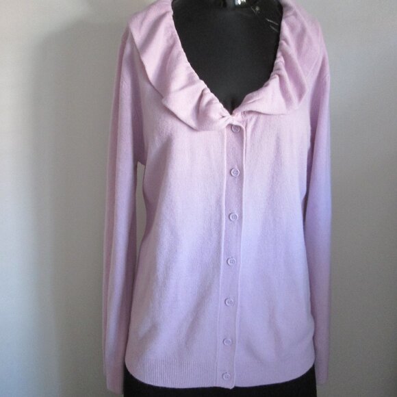 Taylor Marcs 100% acrylic soft lavender cardigan - Picture 3 of 7